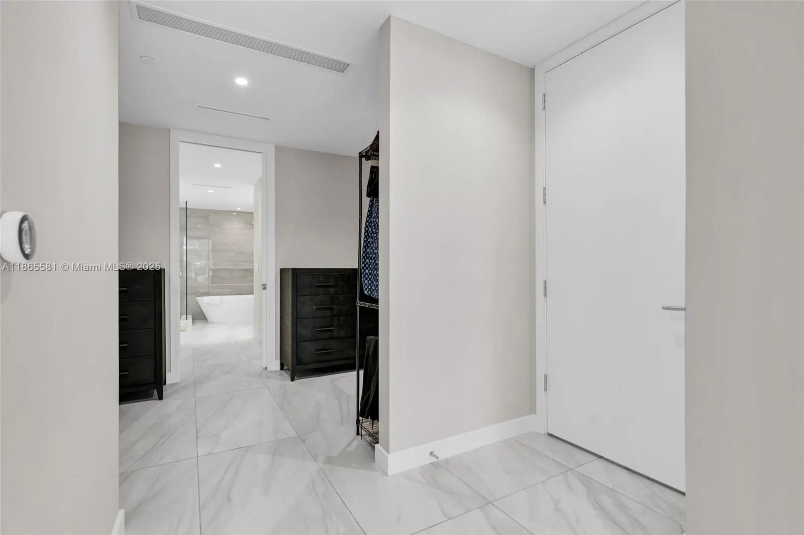 220 SE Mizner Blvd, #414
