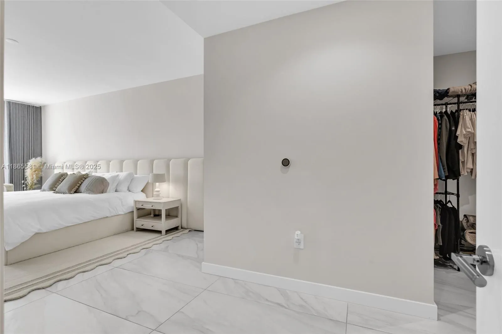 220 SE Mizner Blvd, #414
