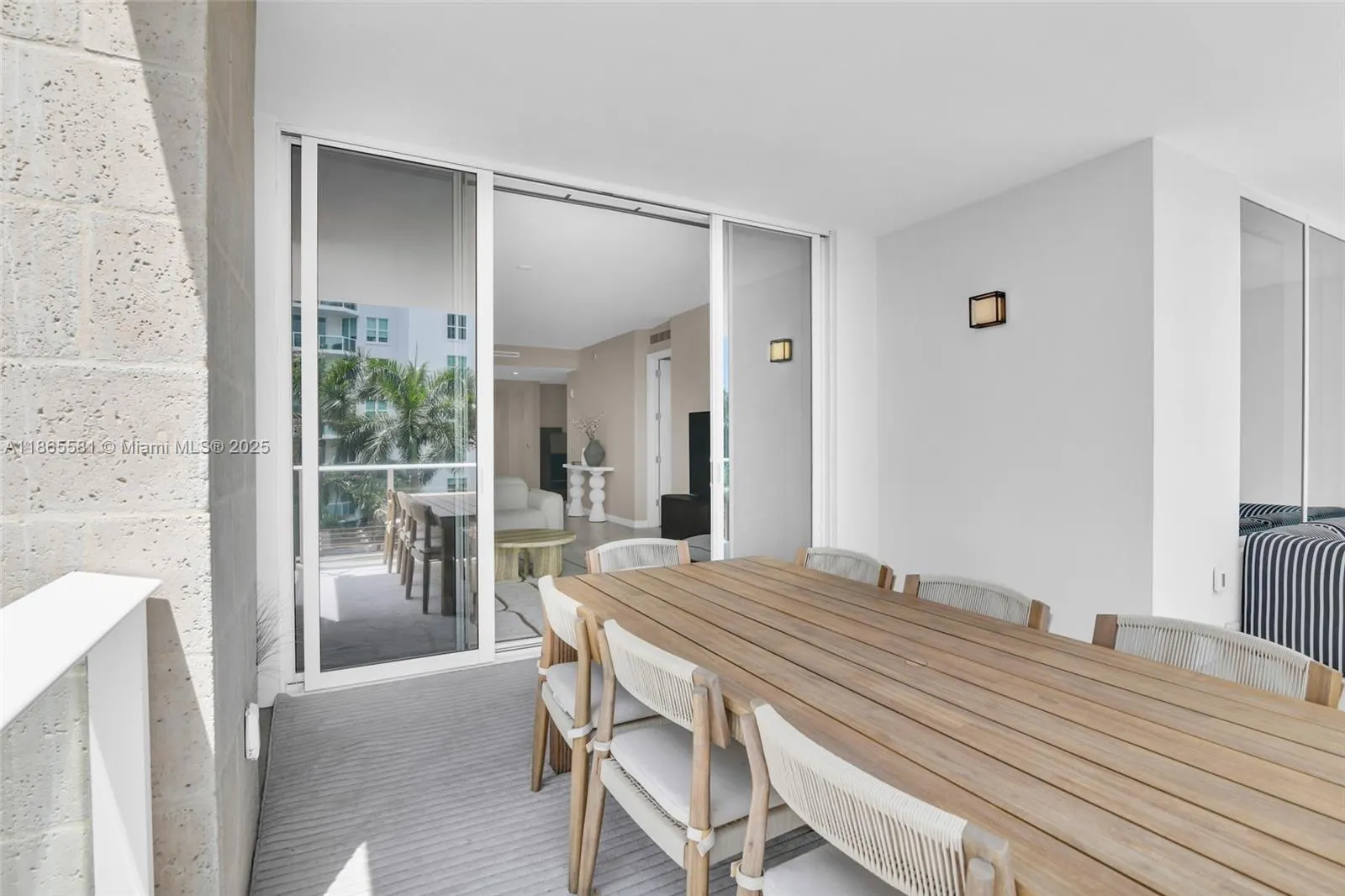 220 SE Mizner Blvd, #414