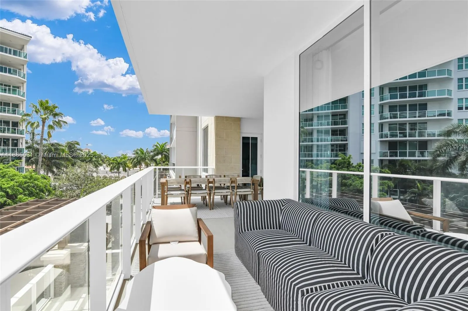 220 SE Mizner Blvd, #414