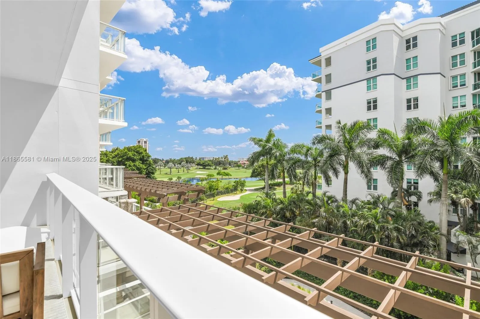 220 SE Mizner Blvd, #414
