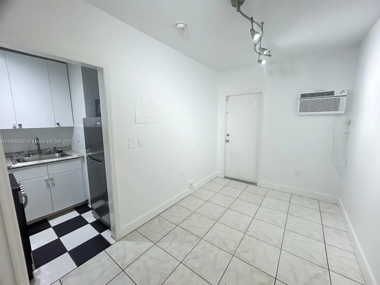 8200 Harding Ave, #2
