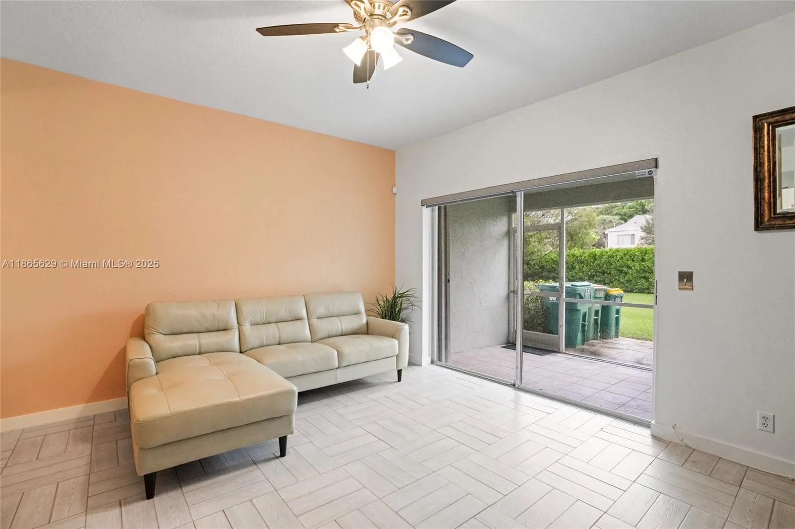 8031 Sanibel Dr, #0