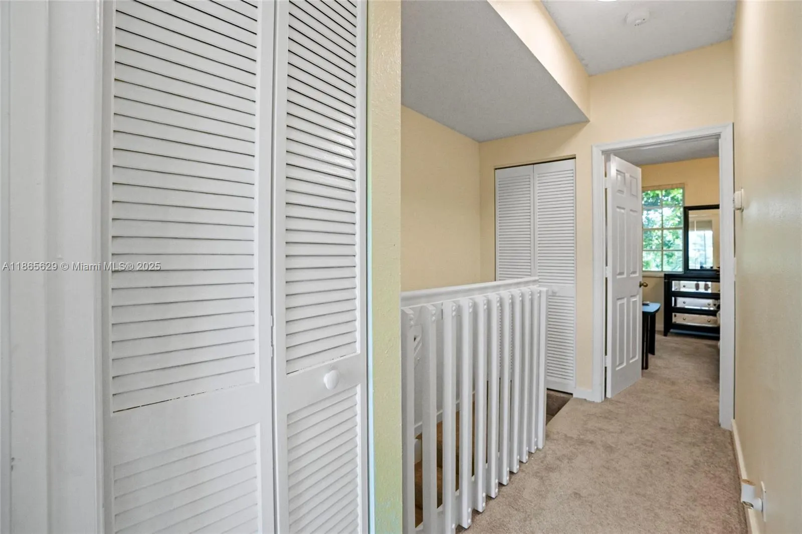 8031 Sanibel Dr, #0