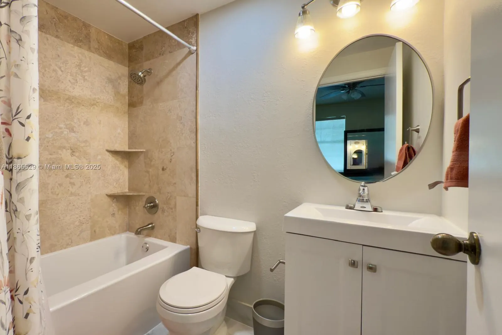8031 Sanibel Dr, #0