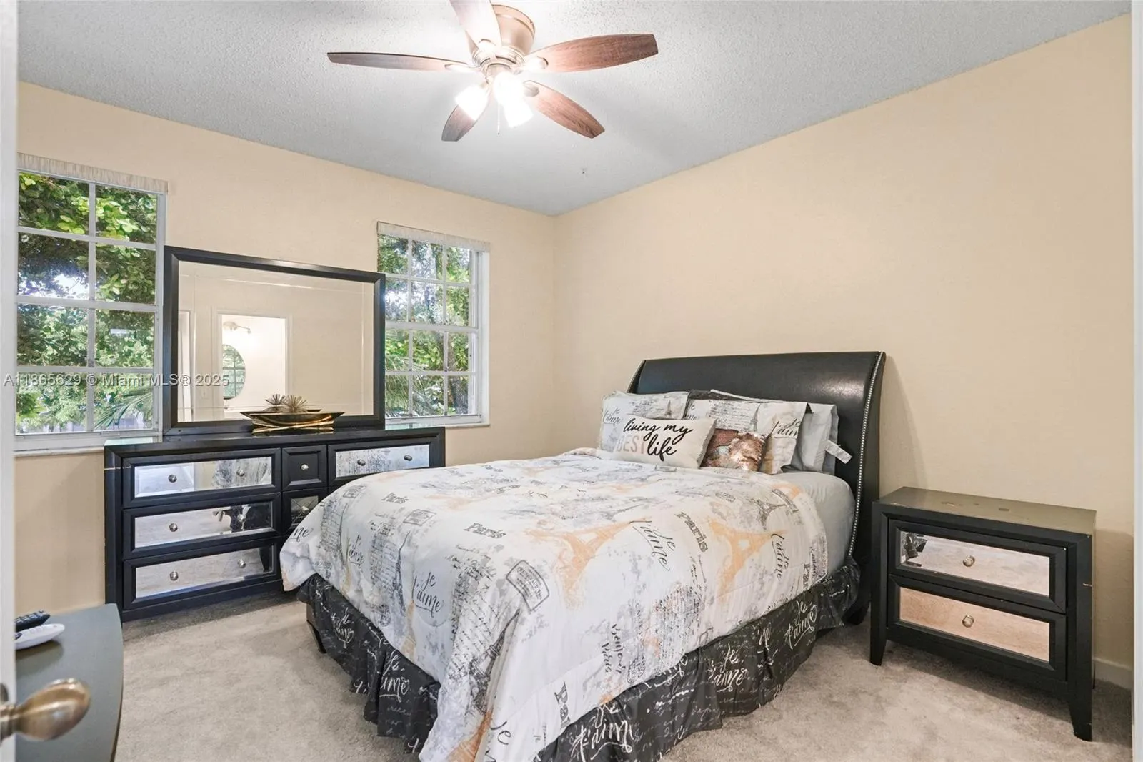 8031 Sanibel Dr, #0