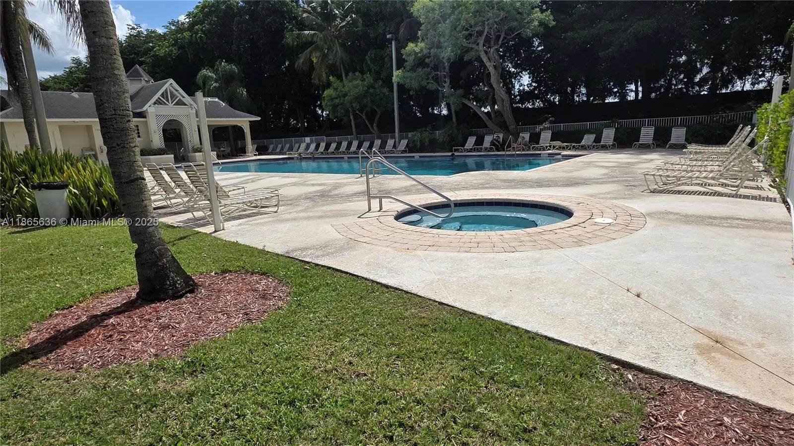 8066 Sanibel Dr, #8066