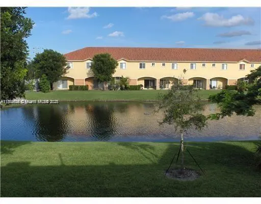 8066 Sanibel Dr, #8066