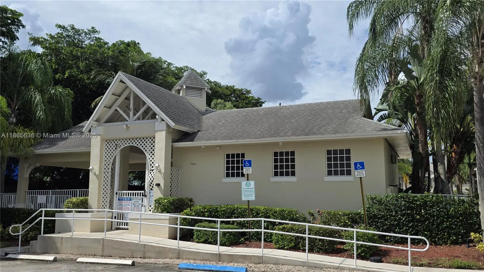 8066 Sanibel Dr, #8066
