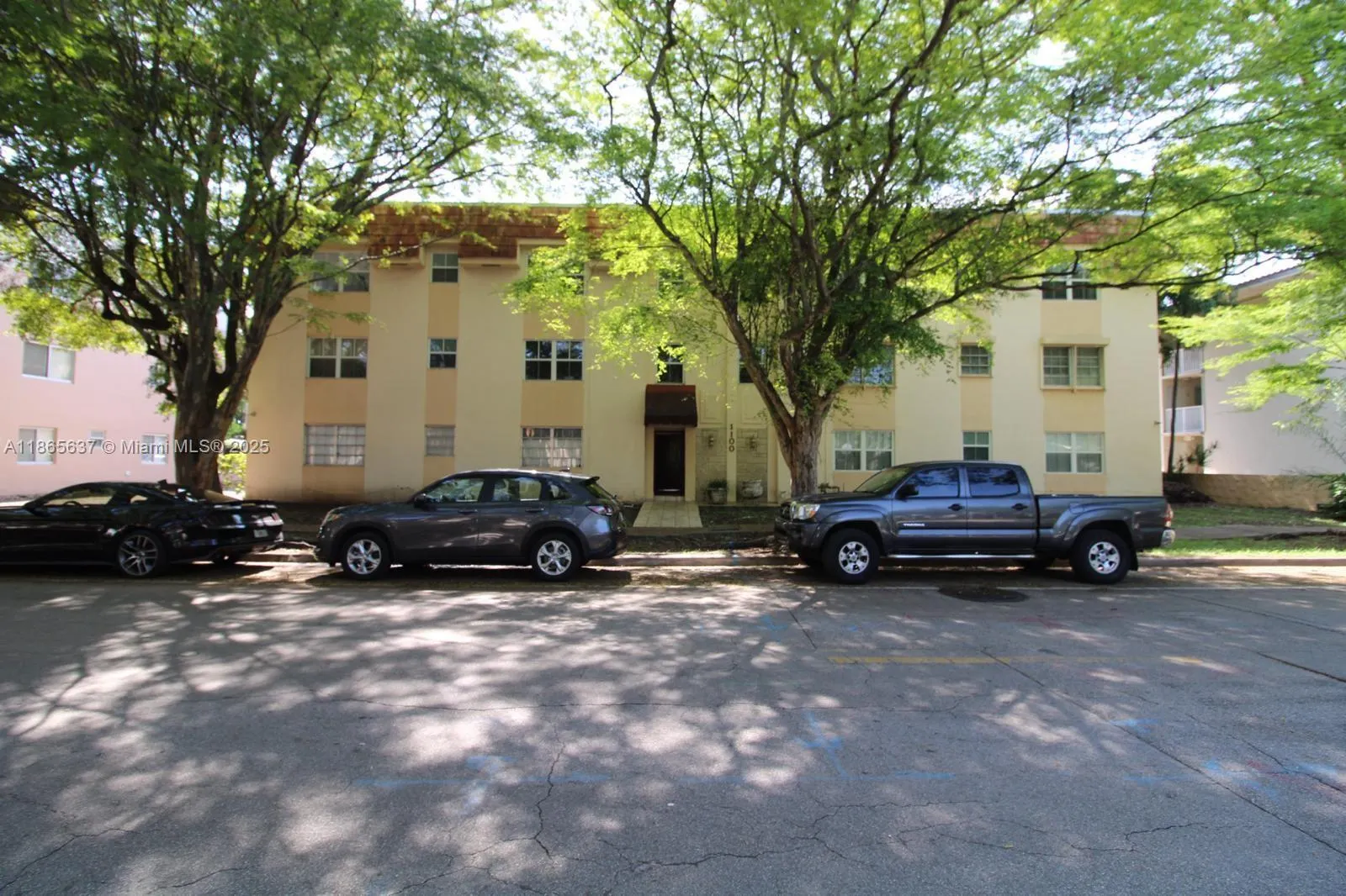 1100 Salzedo St, #3B