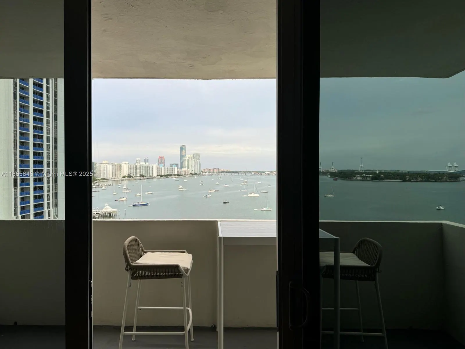 5 Island Ave, #10E