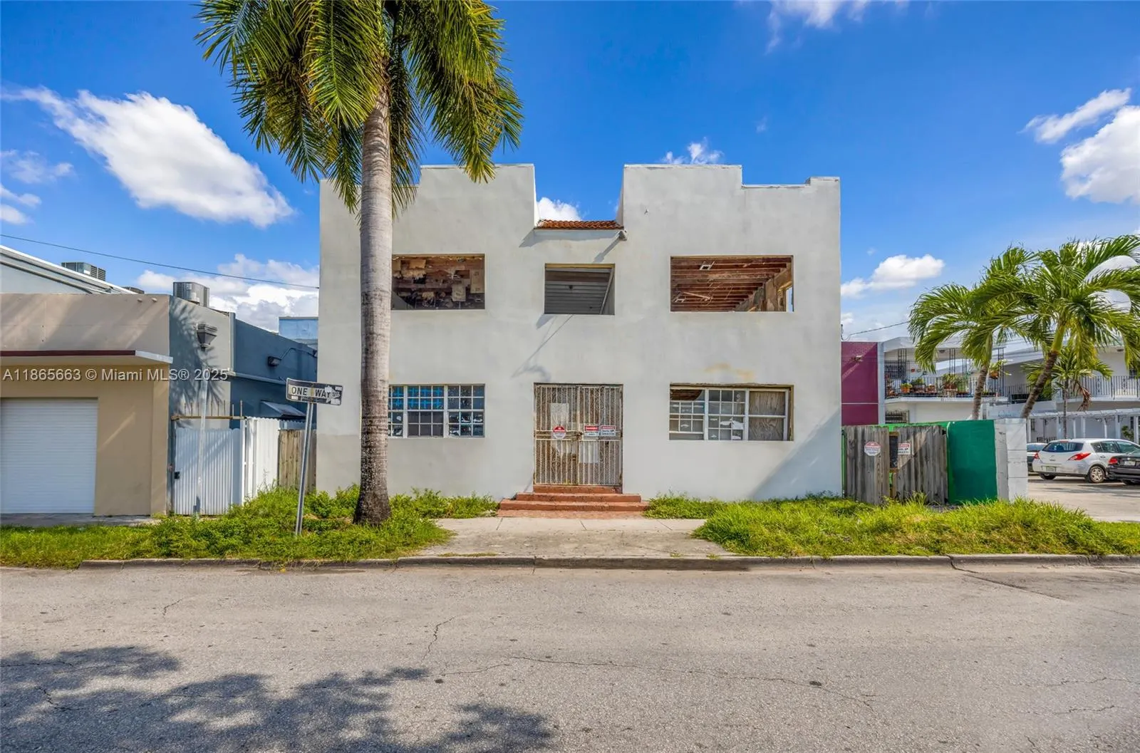 1157 NW 1st St