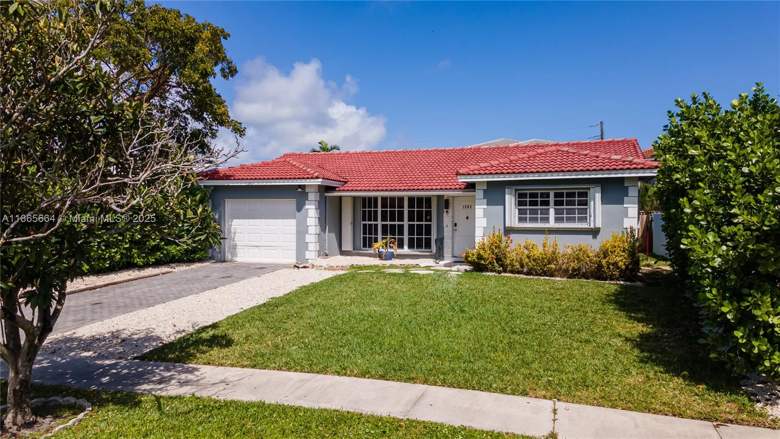 1305 Funston St