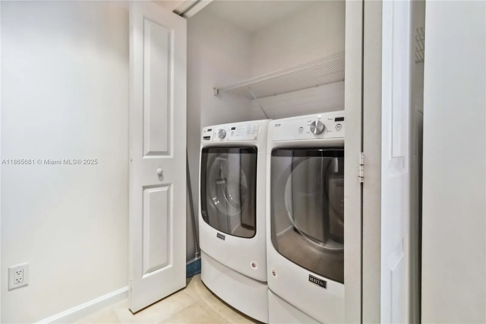 511 SE 5th Ave, #1214