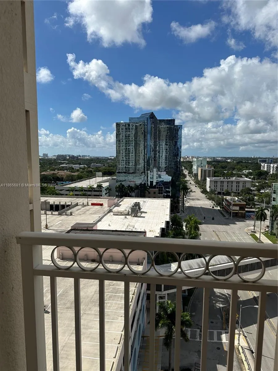 511 SE 5th Ave, #1214