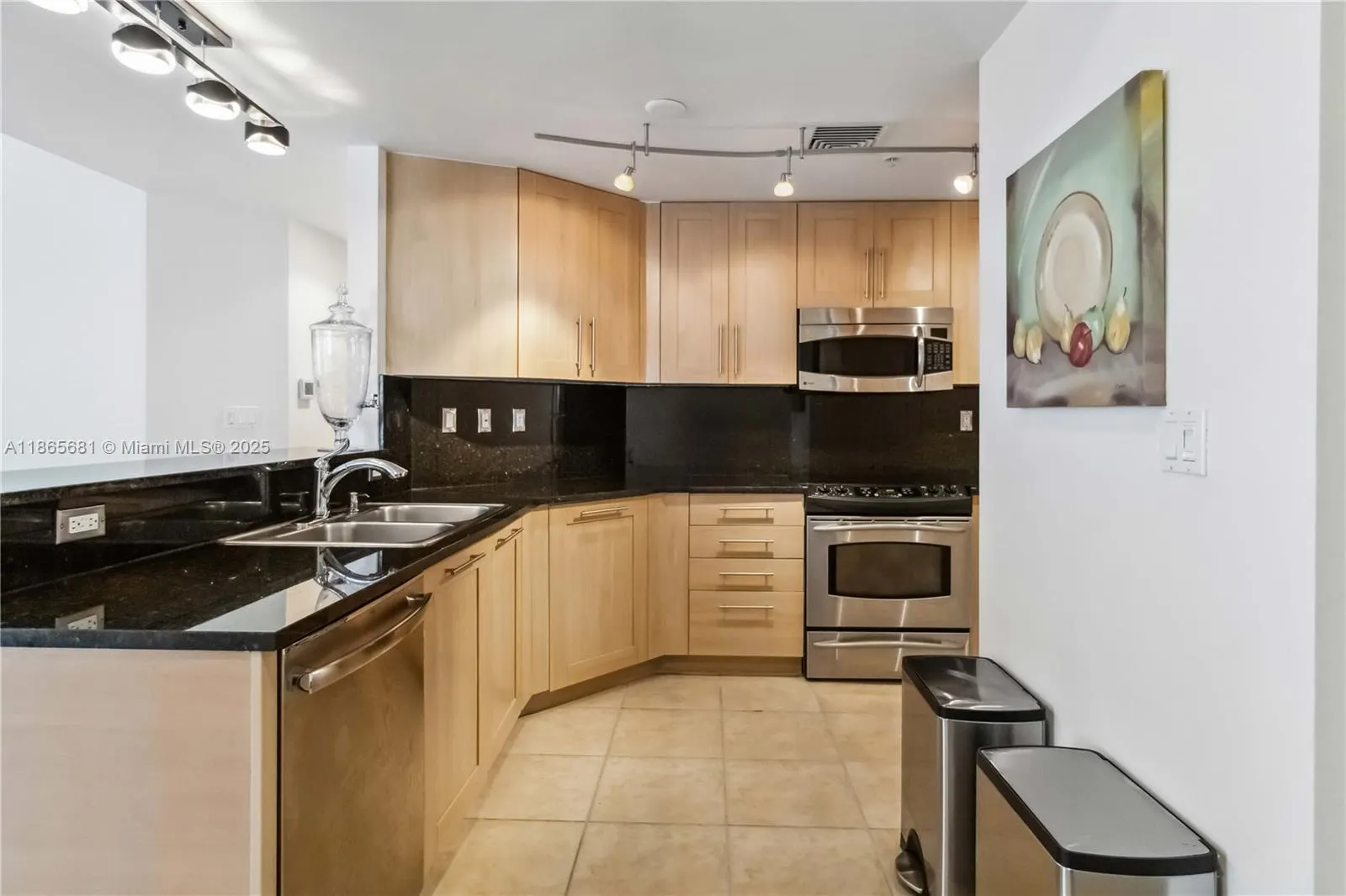 511 SE 5th Ave, #1214