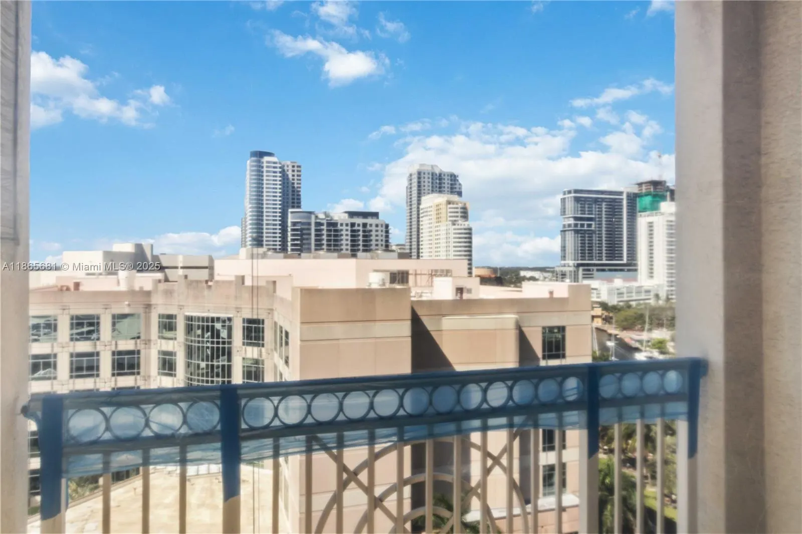 511 SE 5th Ave, #1214