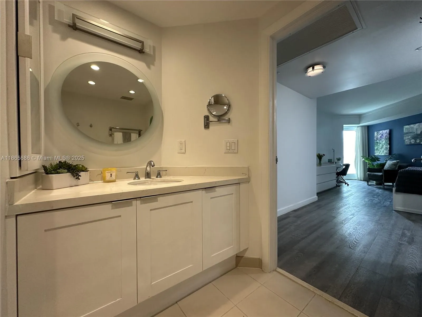 2889 Mcfarlane Rd, #1406