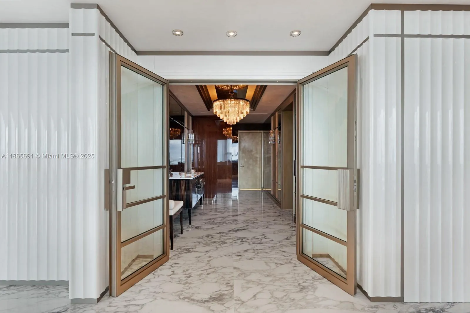 10203 Collins Ave, #2601