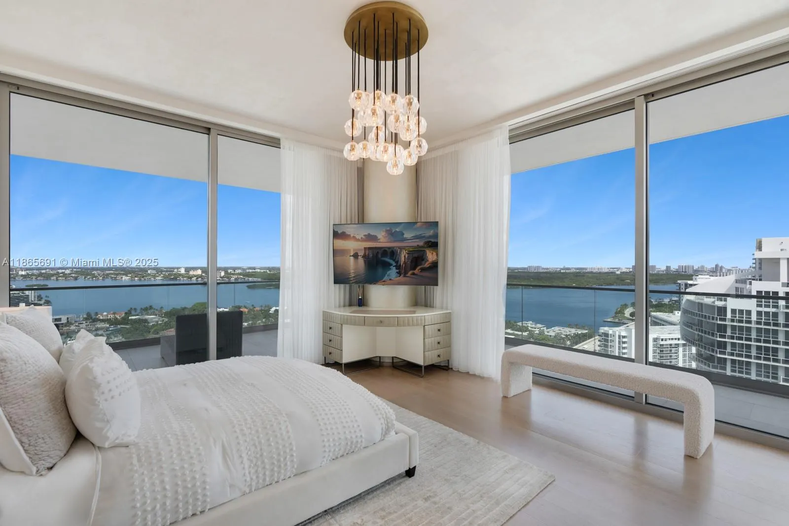 10203 Collins Ave, #2601