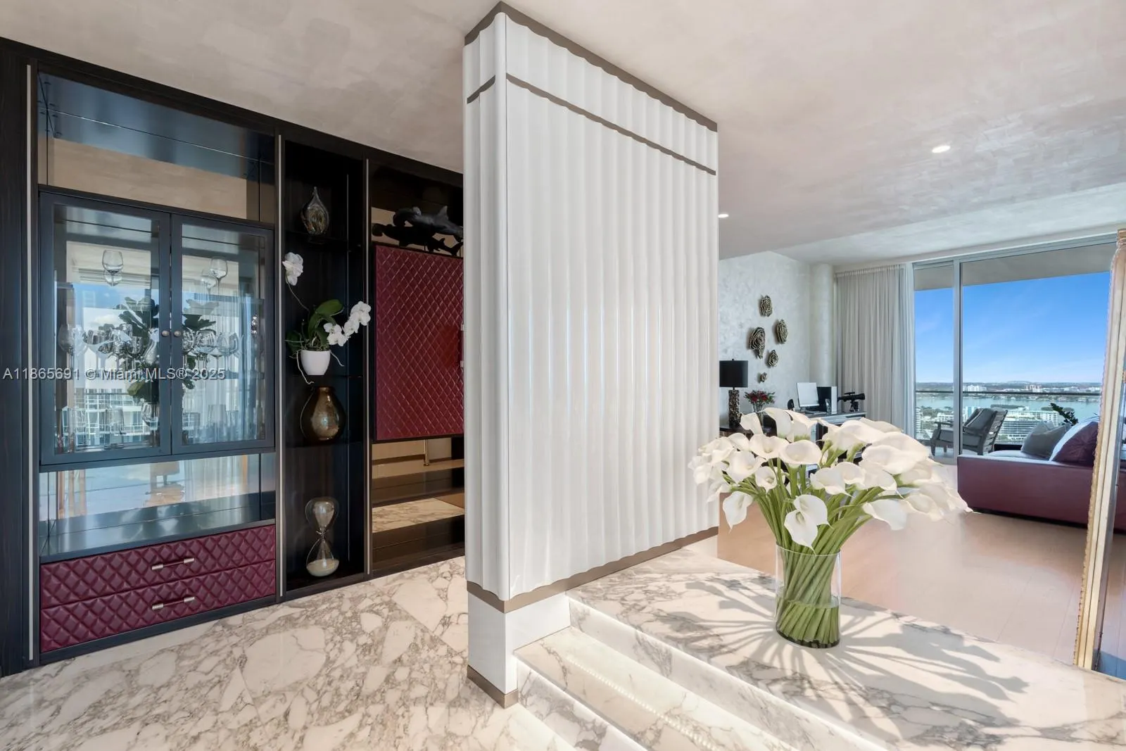 10203 Collins Ave, #2601