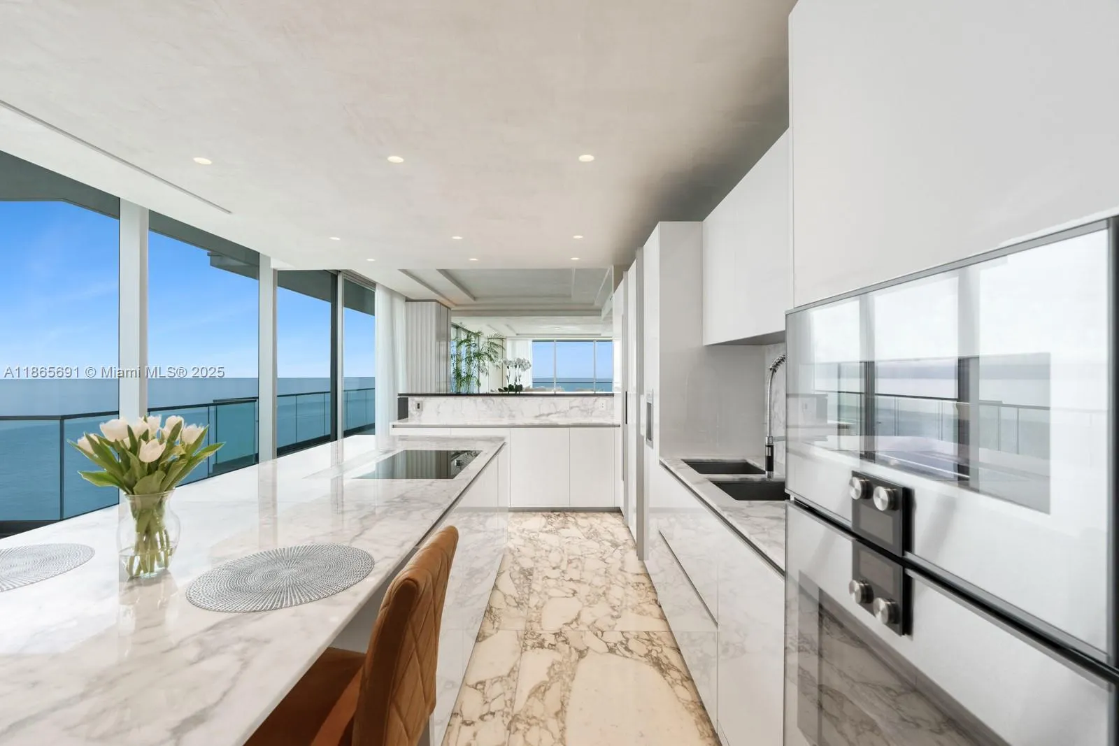10203 Collins Ave, #2601