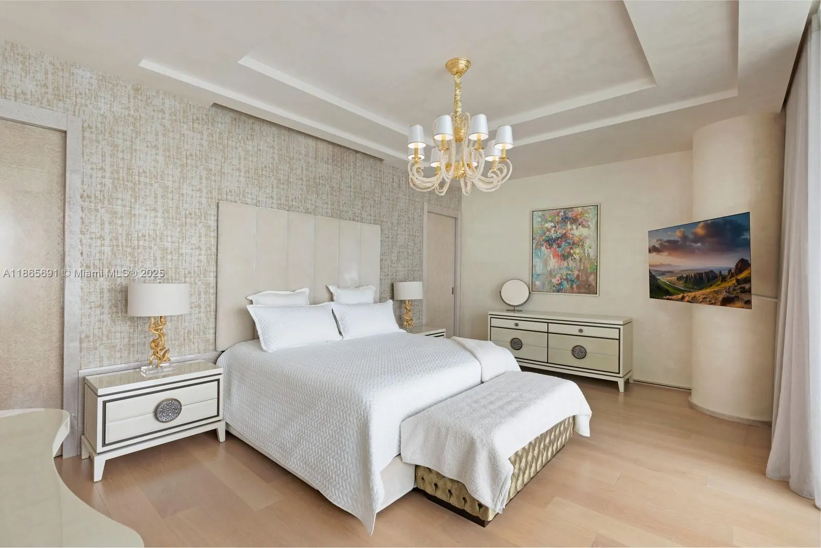 10203 Collins Ave, #2601