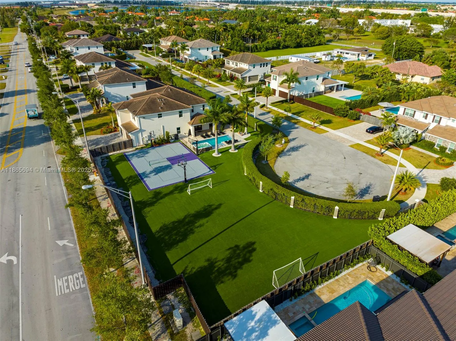 11 NW 122nd Ave