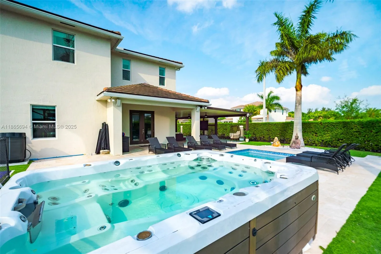 11 NW 122nd Ave