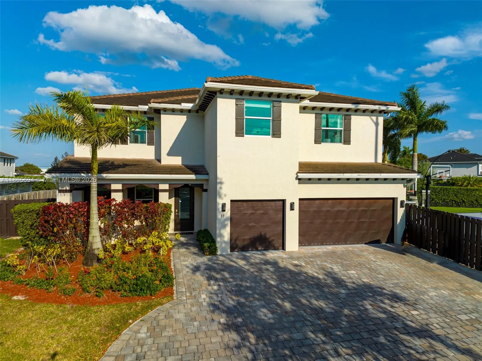 11 NW 122nd Ave