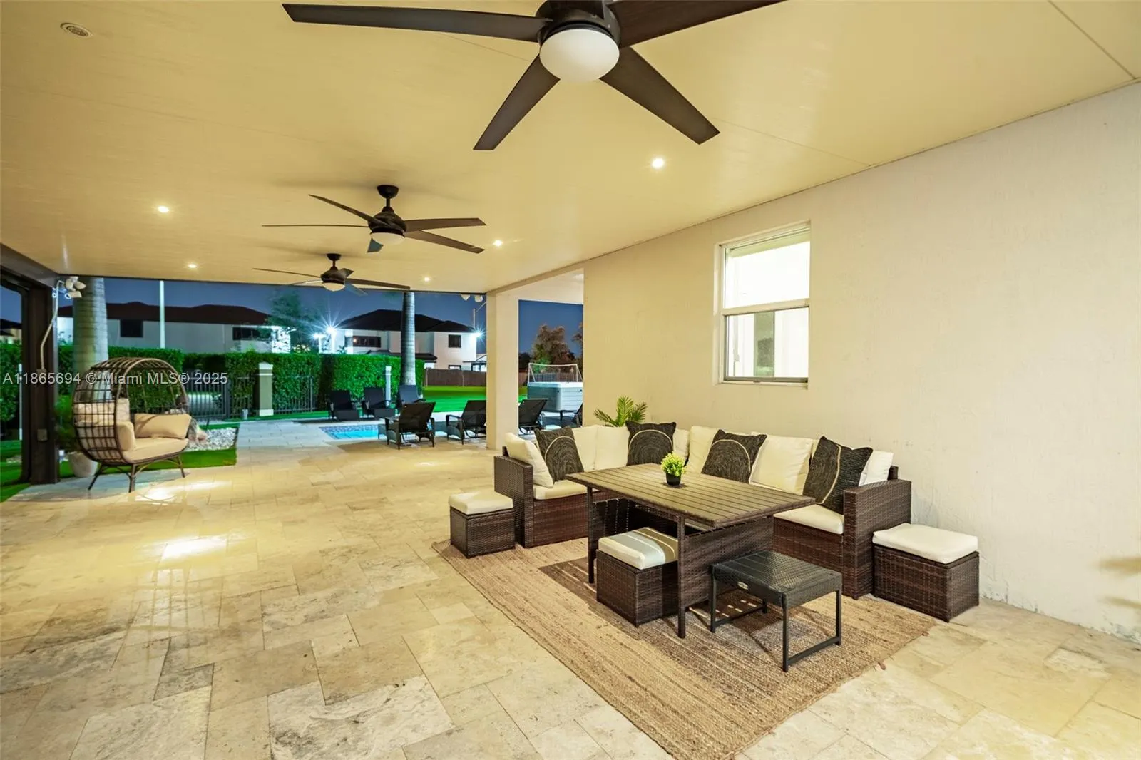 11 NW 122nd Ave