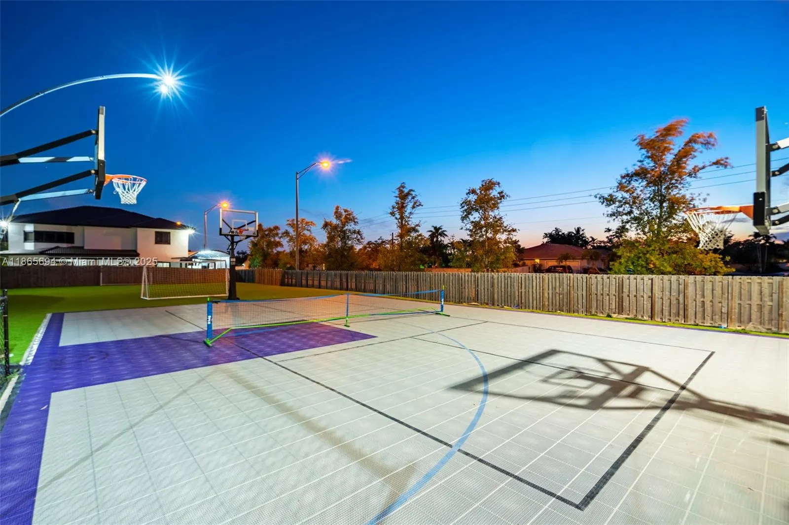 11 NW 122nd Ave