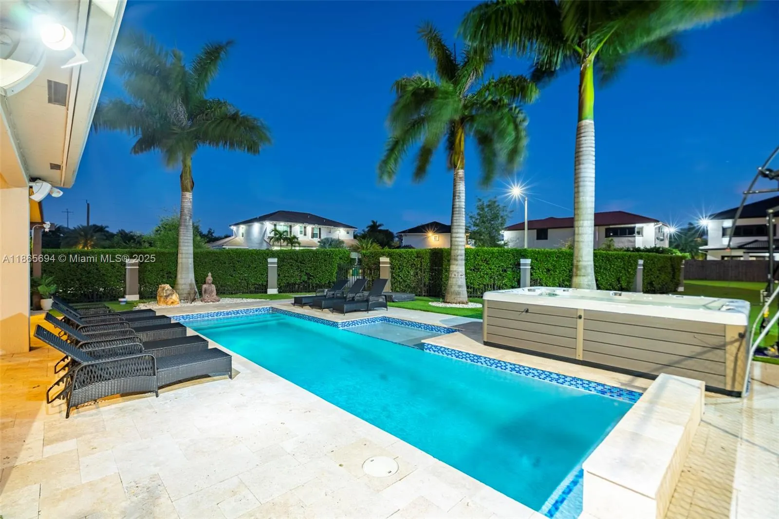 11 NW 122nd Ave