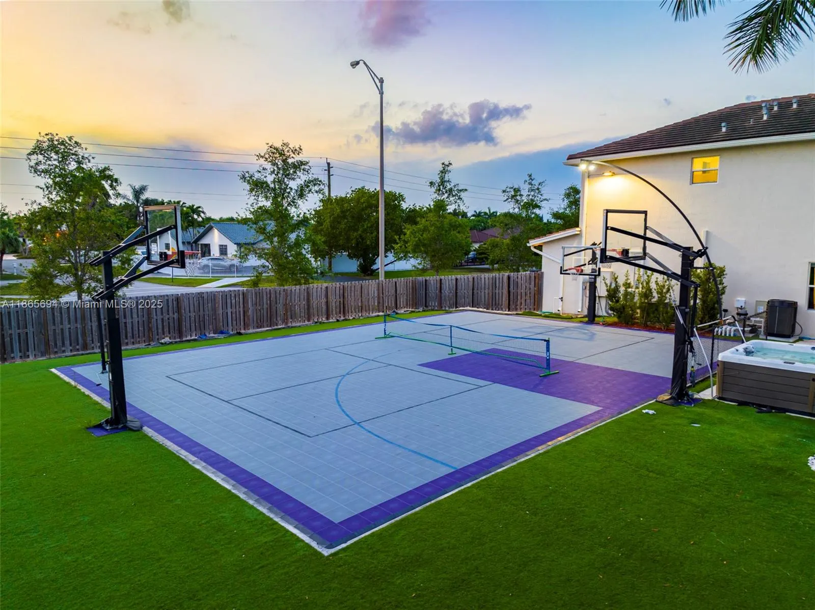 11 NW 122nd Ave