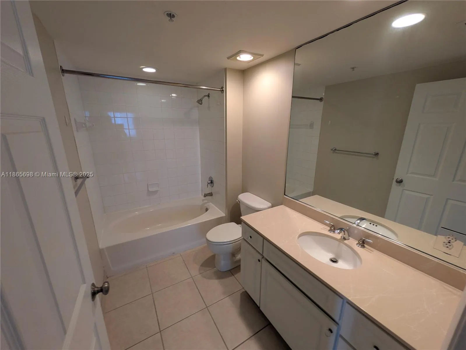 2000 N BAYSHORE DR, #627