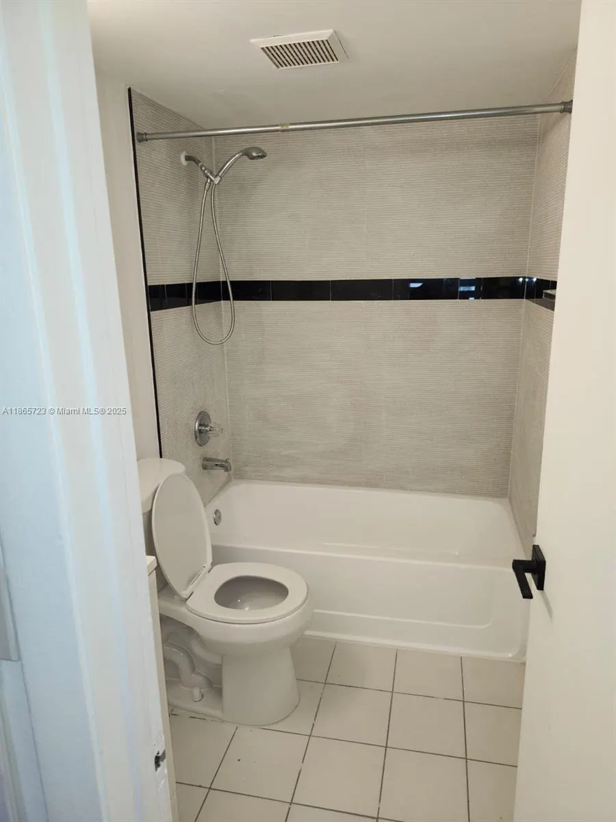 8075 NW 7th St, #416