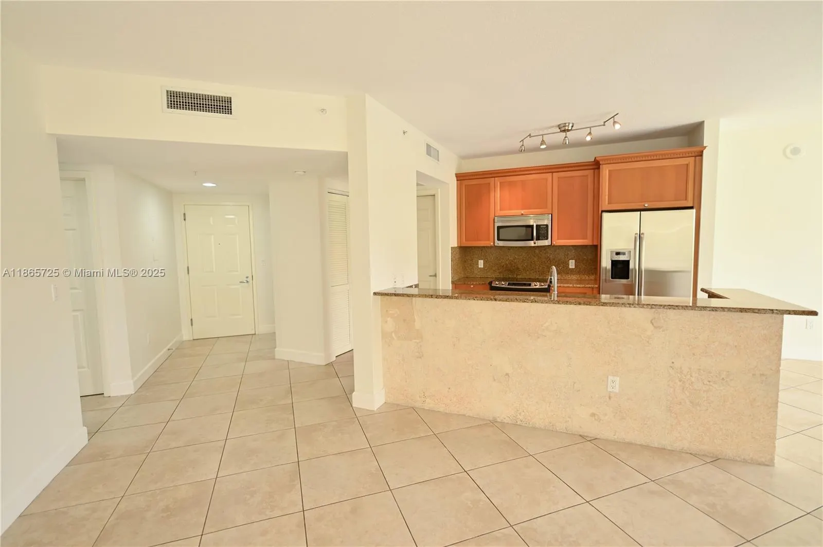 55 MERRICK WY, #723
