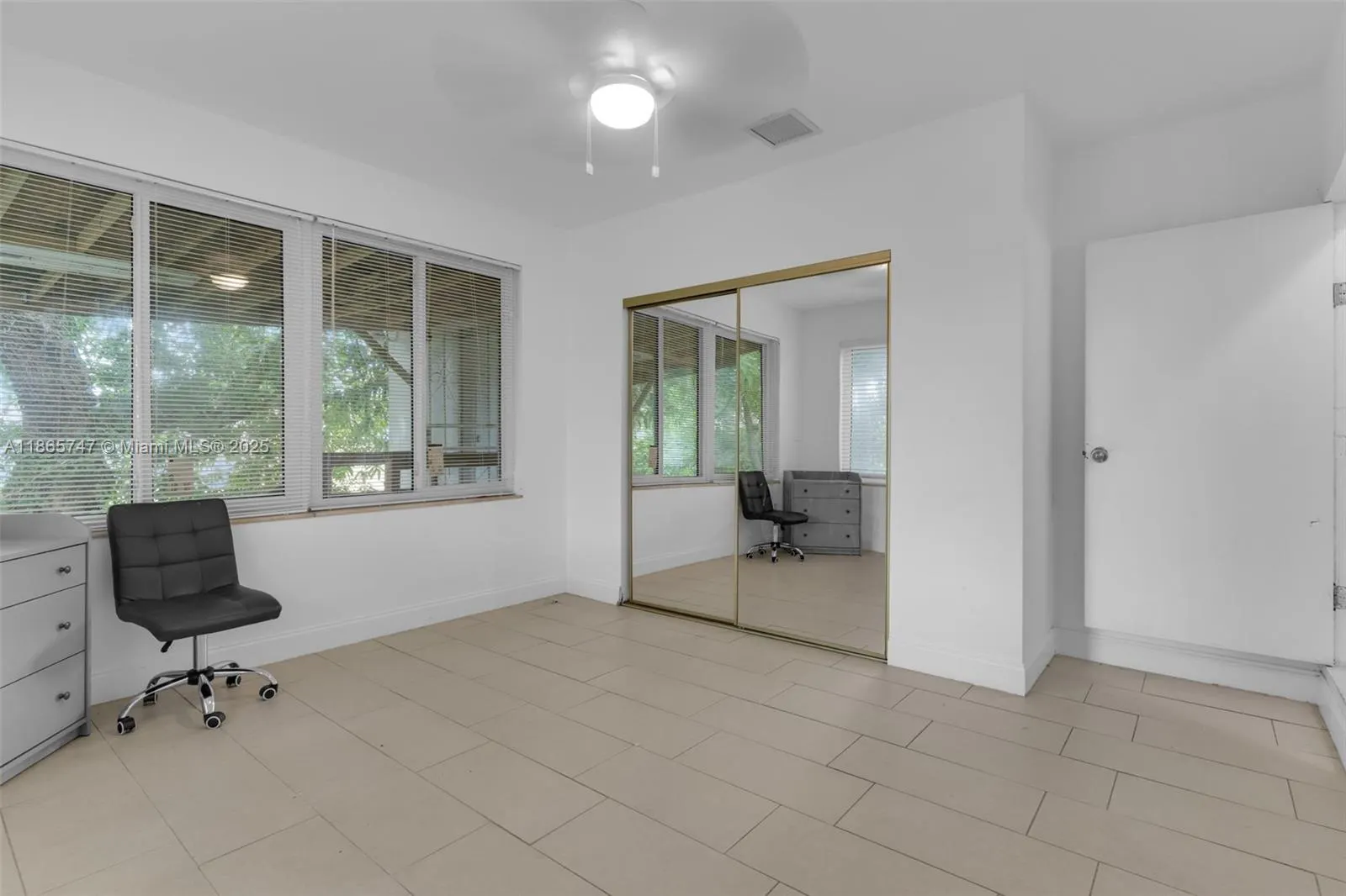 1282 NW 55th Ter