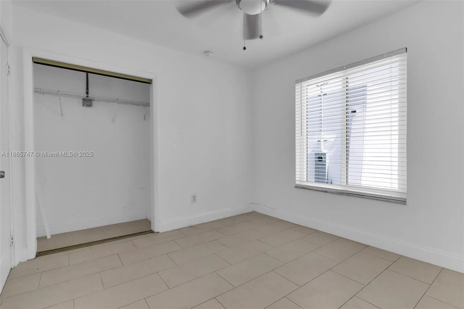 1282 NW 55th Ter