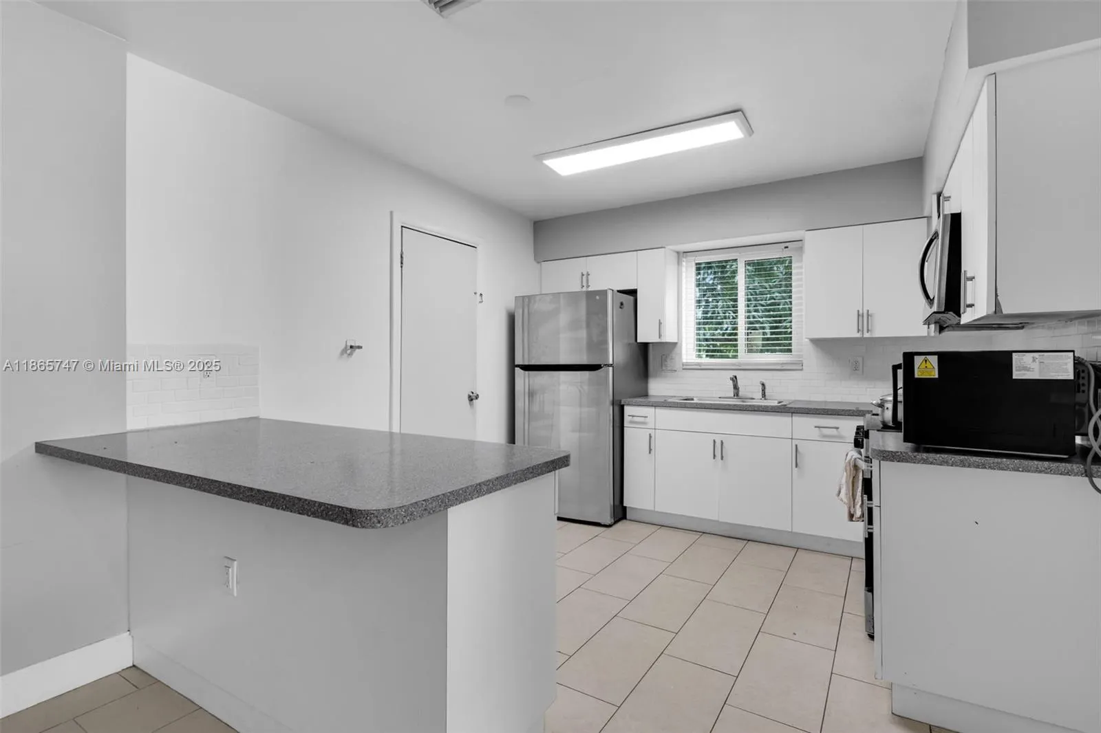 1282 NW 55th Ter