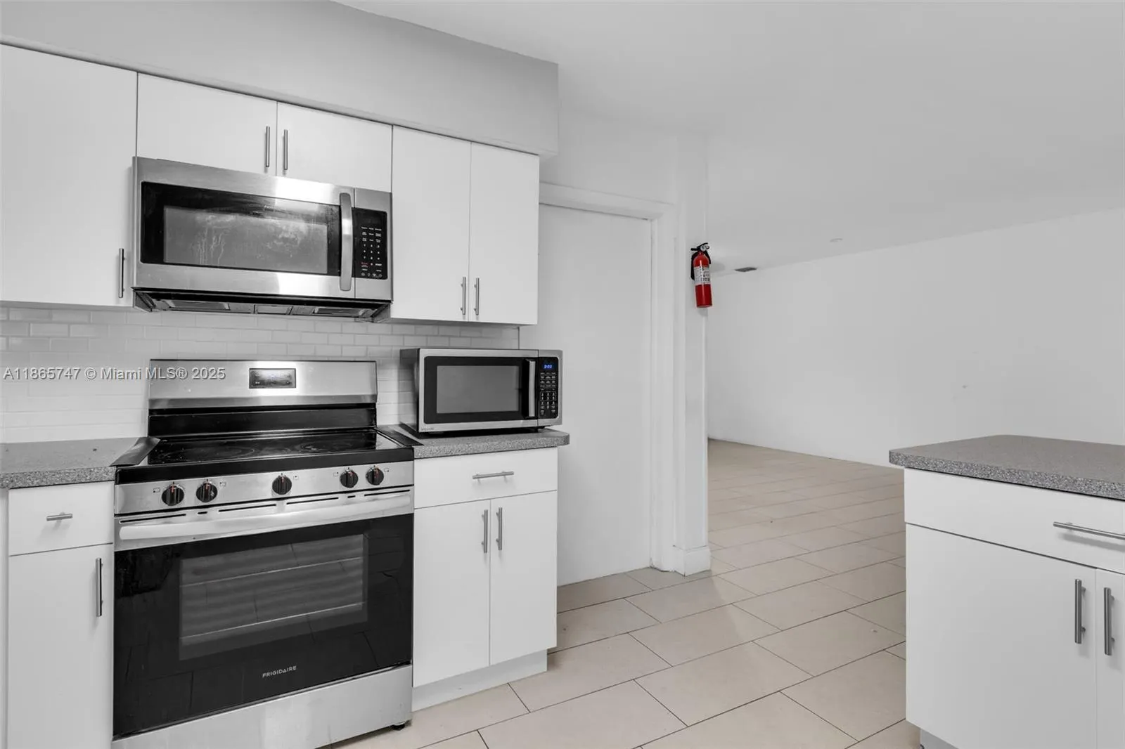 1282 NW 55th Ter