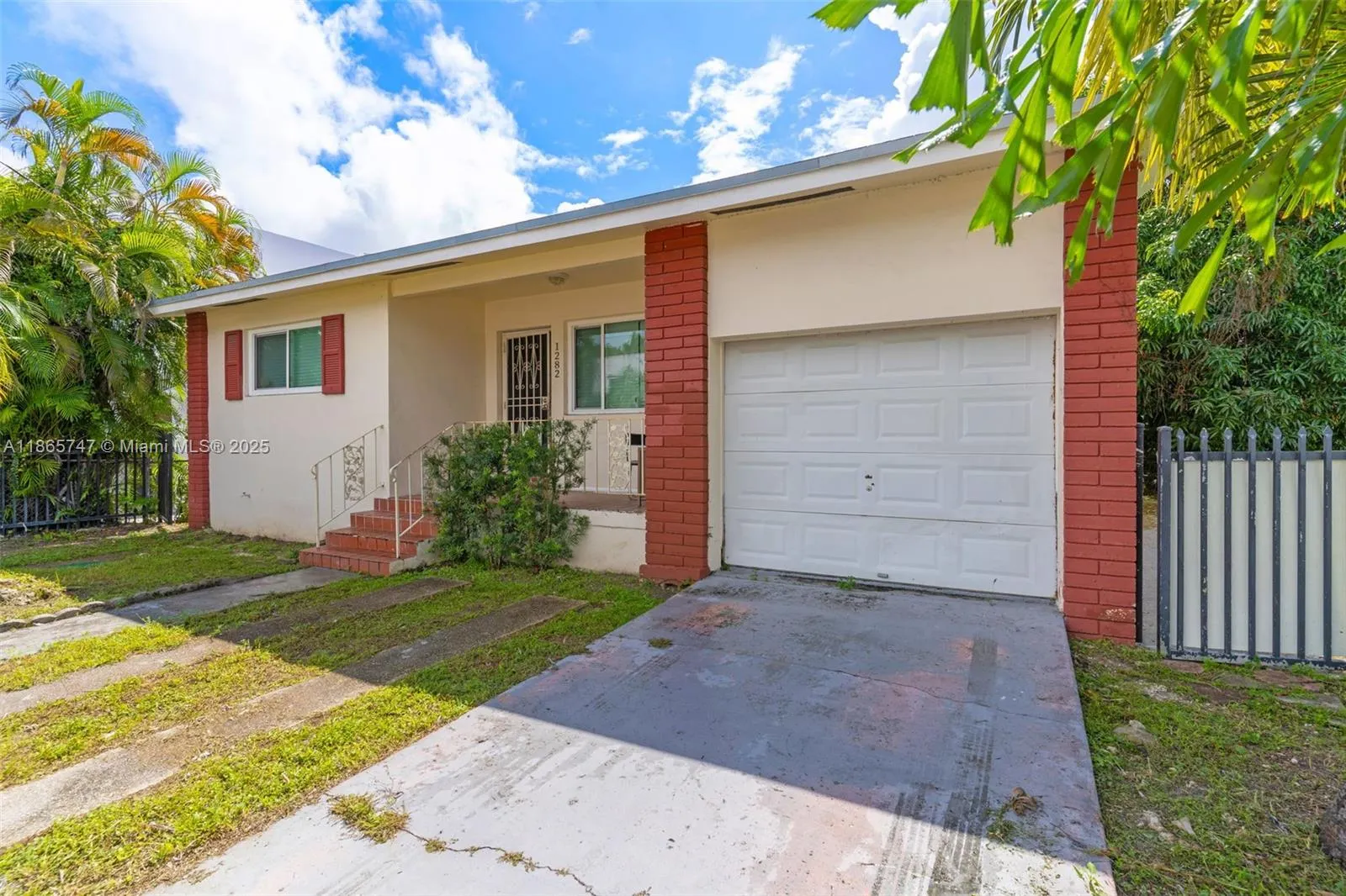 1282 NW 55th Ter