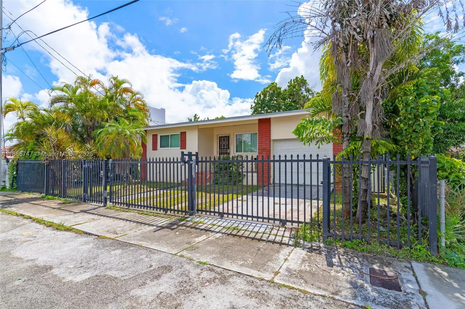 1282 NW 55th Ter