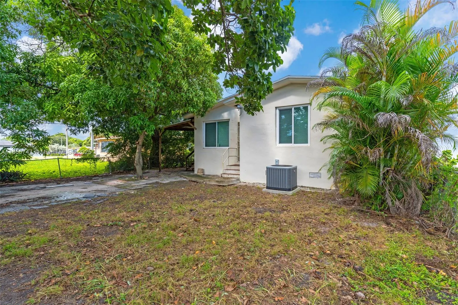1282 NW 55th Ter