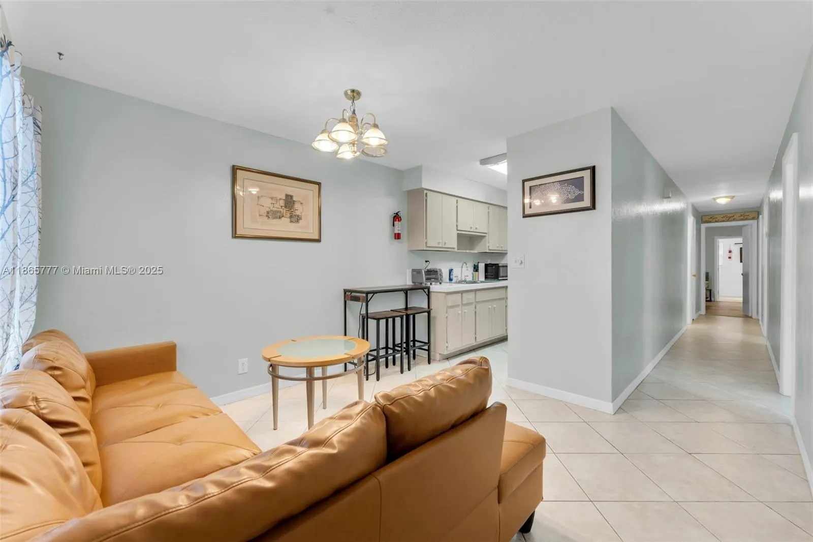820-822 SW 12th Ct