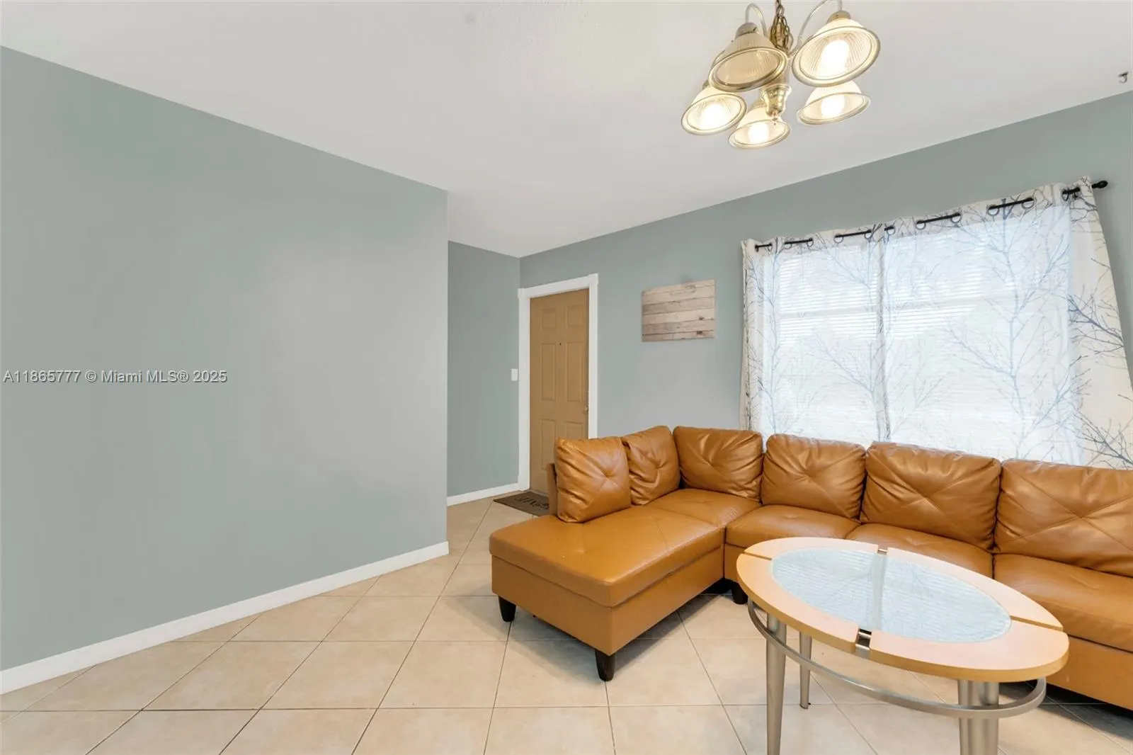 820-822 SW 12th Ct