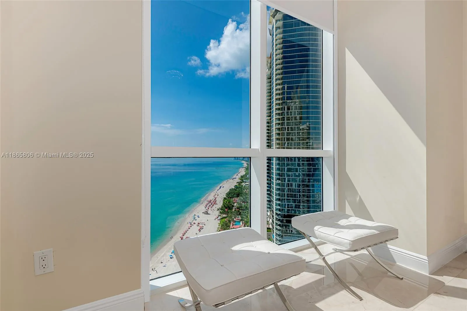 18101 Collins Ave (2,167 sq.ft.), #3608