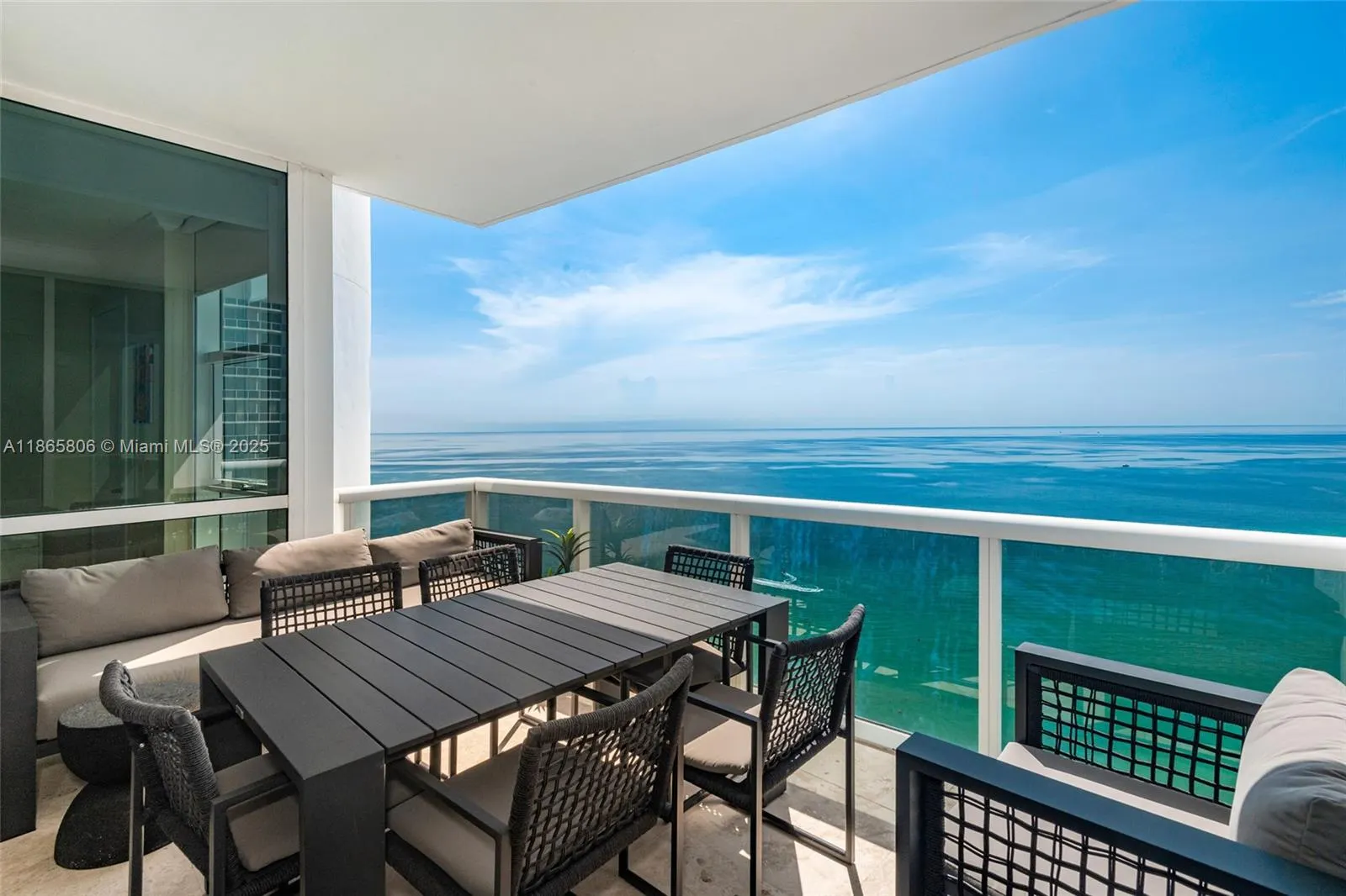 18101 Collins Ave (2,167 sq.ft.), #3608