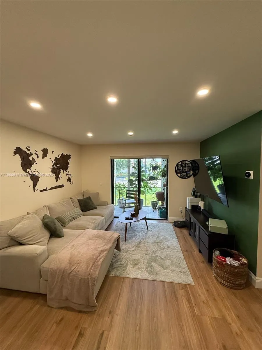 9800 Hammocks Blvd, #102-12