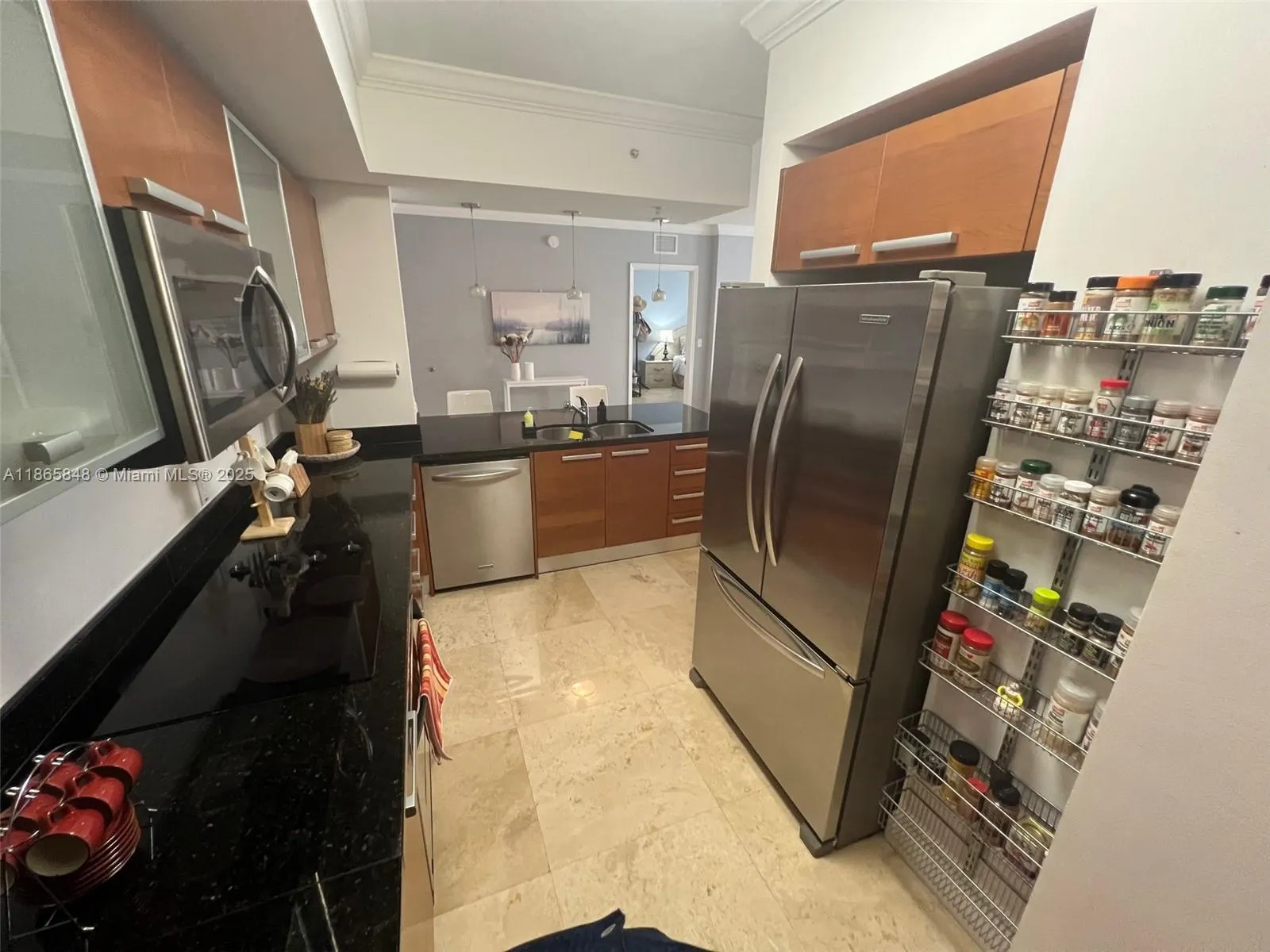 2030 S Douglas Rd, #611